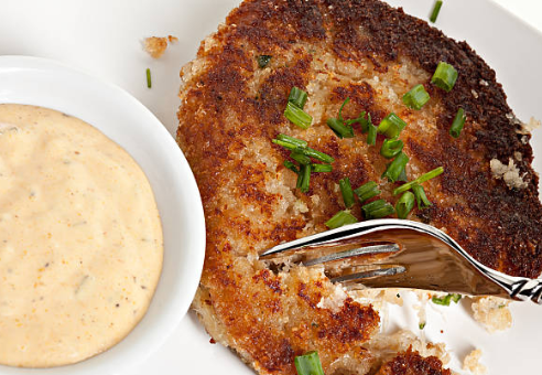 Baltimore-Style Crab Cakes with Old Bay Kick