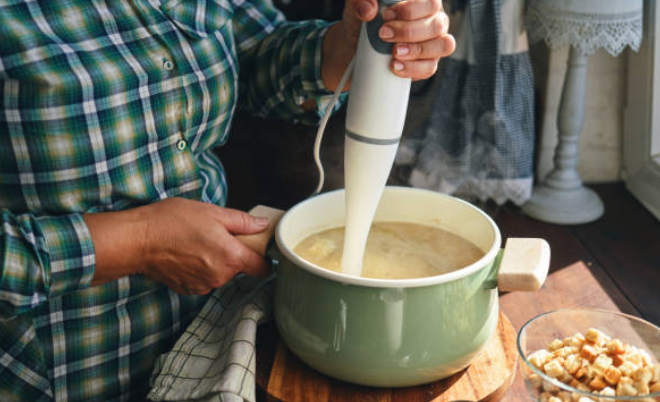 Creamy Cauliflower Soup That’ll Warm Your Soul