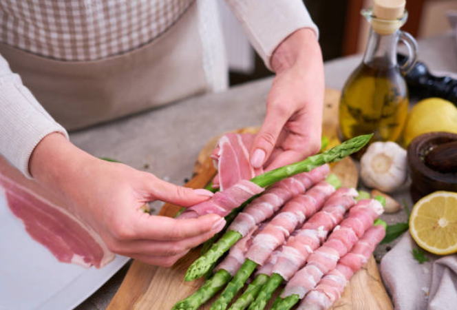 Grilled Prosciutto-Wrapped Asparagus