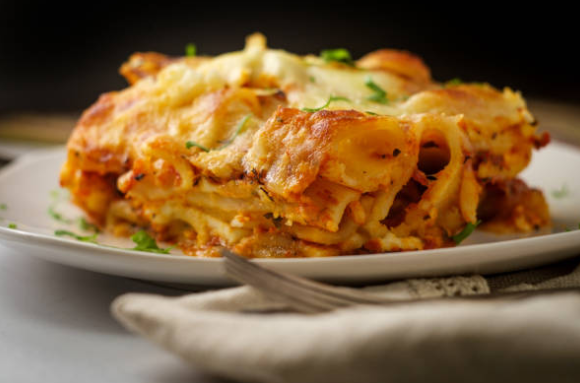 Cheesy Oven-Baked Ziti Delight