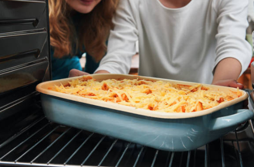 Cheesy Oven-Baked Ziti Delight