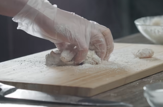 Zesty Chicken Piccata with Lemon-Caper Sauce