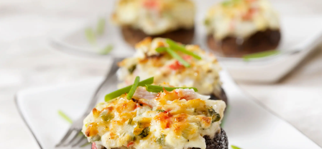 Tomato and Mozzarella Stuffed Mushrooms: Bite-Sized Italian Bliss