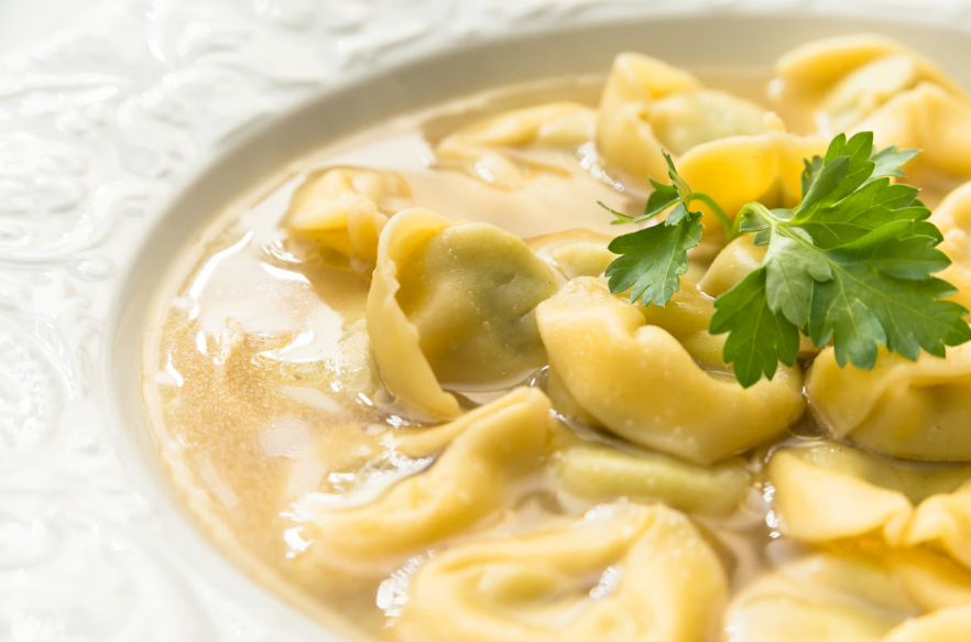 Tortellini in Brodo