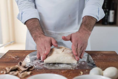 Showstopper Dinner: Gordon Ramsay's Iconic Beef Wellington