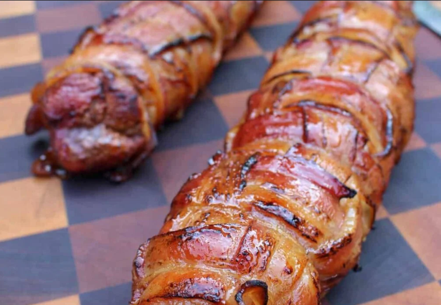 Savory Elegance: Bacon-Wrapped Pork Tenderloin with Herb-Garlic Crust