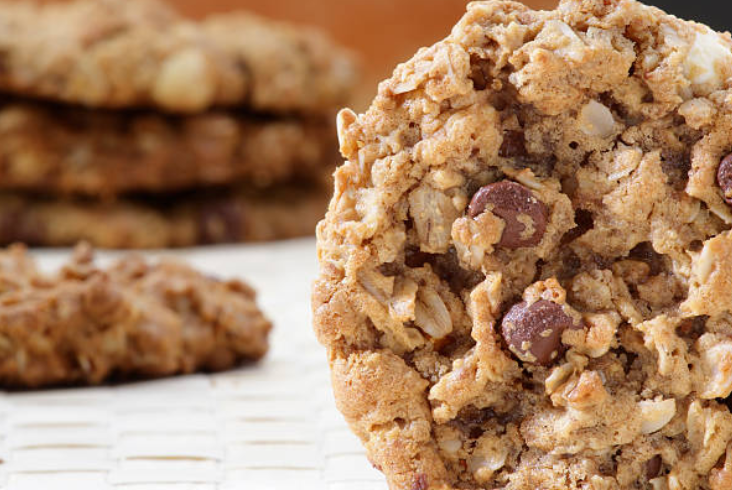 Macadamia Chocolate Chip Cookies – Buttery, Crunchy, and Irresistibly Chewy