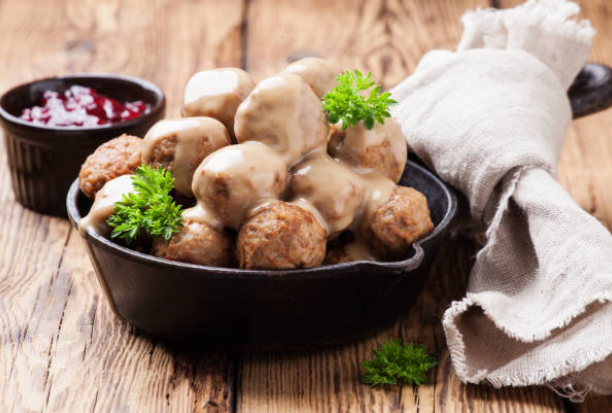 Swedish Meatballs – Creamy, Cozy, and Comforting