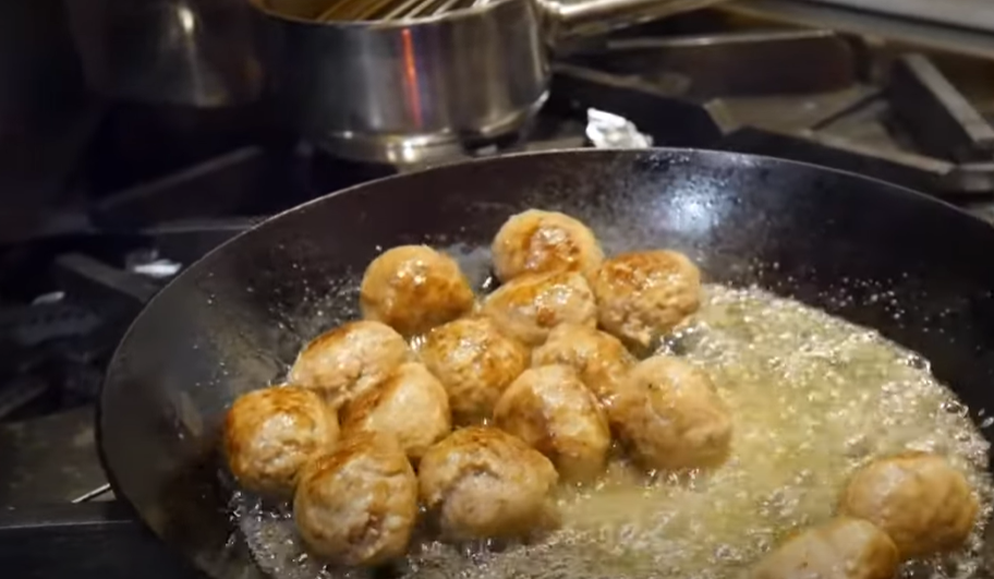 Swedish Meatballs – Creamy, Cozy, and Comforting