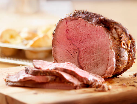 Classic Roast Beef – Juicy, Tender, and Packed with Flavor