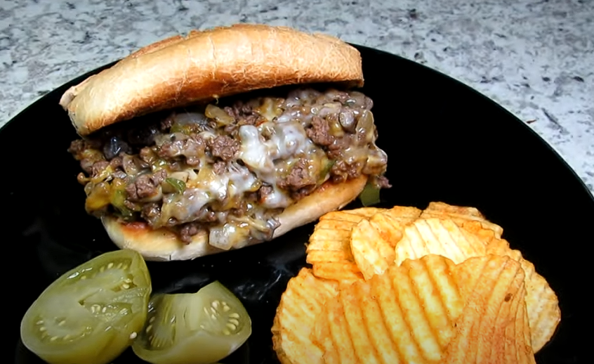 Philly Cheesesteak Sloppy Joes – A Juicy Twist on Two American Favorites
