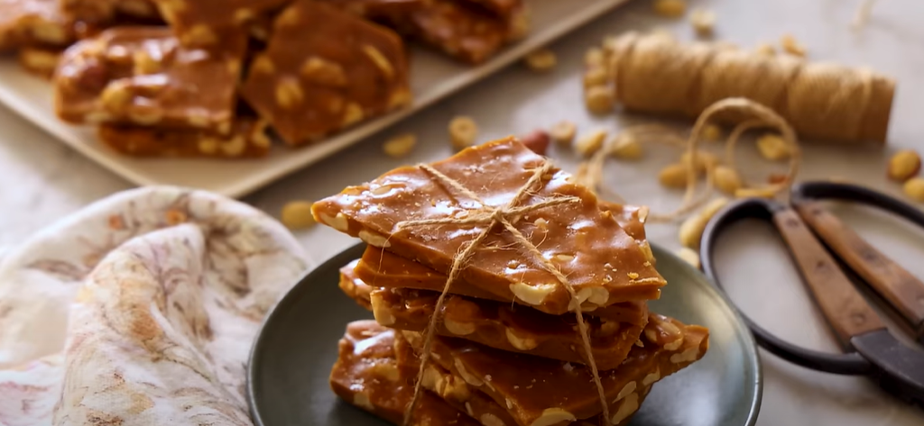 Perfect Homemade Peanut Brittle – Crispy, Buttery, and Irresistible